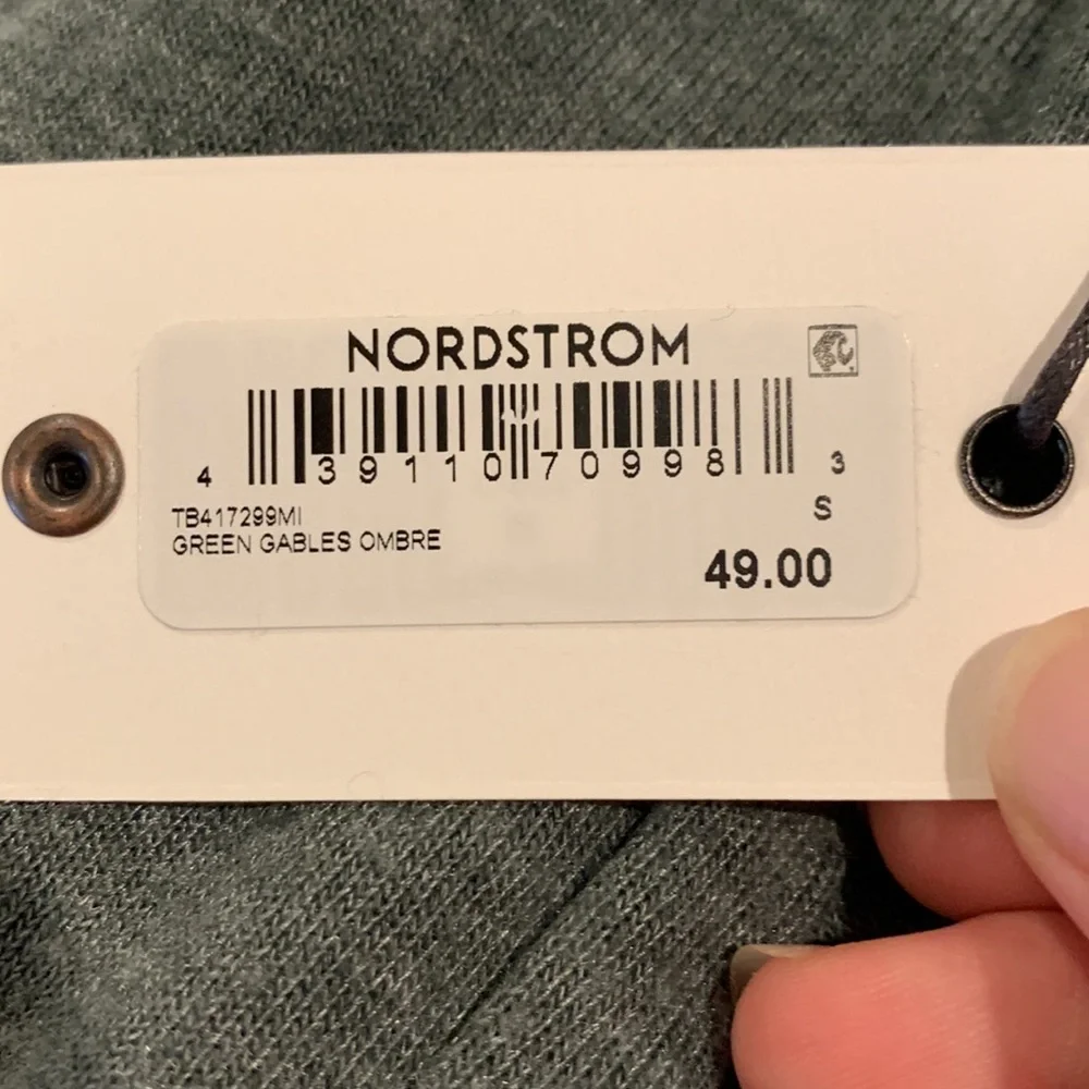 Treasure & Bond Ombré lightweight soft long sleeve shirt NWT - Picture 7 of 7